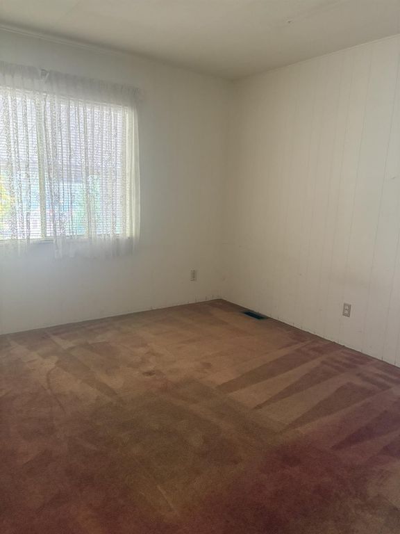 Image 21 of property listing at 1300 W Olson Avenue # 127, Reedley, CA 93654