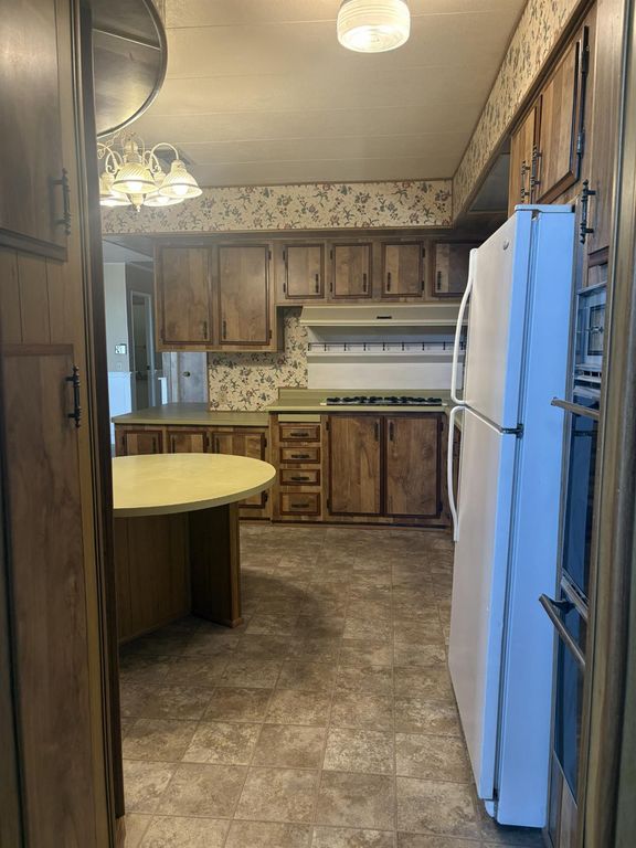 Image 8 of property listing at 1300 W Olson Avenue # 127, Reedley, CA 93654