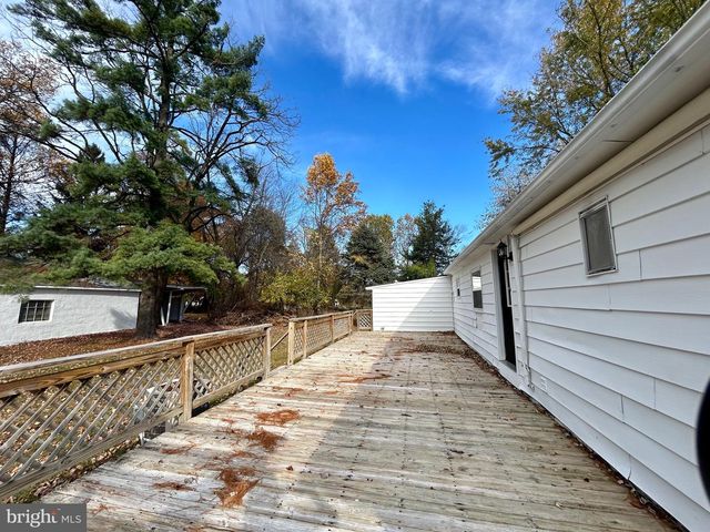 2730 OLD CEDAR GROVE RD, Broomall, PA 19008