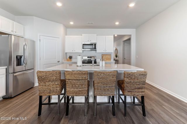 704 Ripple Court, Wilmington, NC 28401