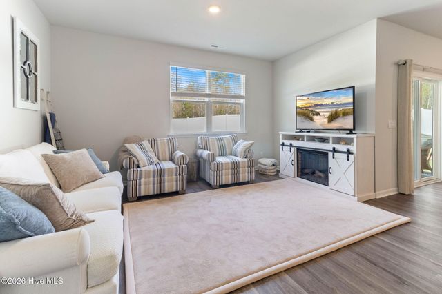 704 Ripple Court, Wilmington, NC 28401