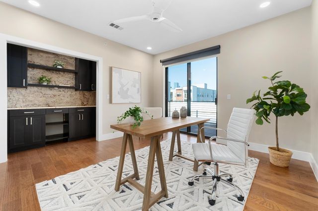 1615 E 7th ST 402, Austin, TX 78702