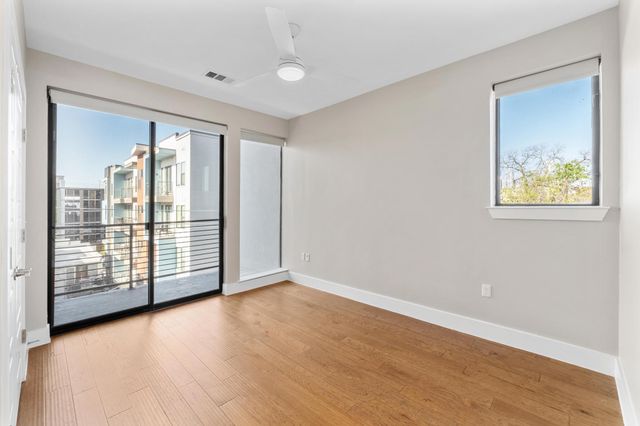 1615 E 7th ST 402, Austin, TX 78702