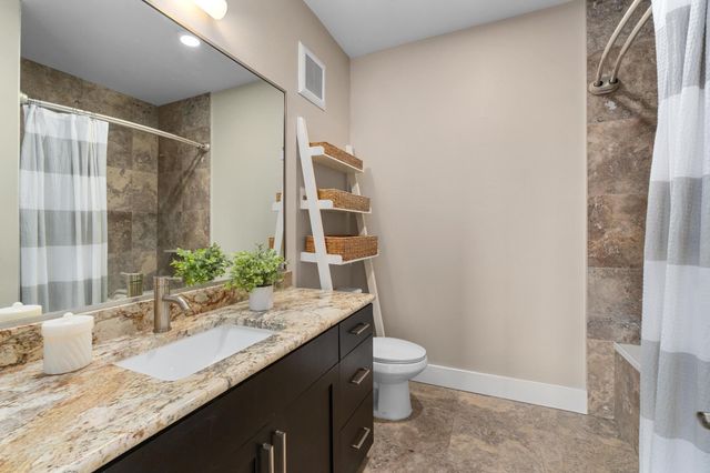 1615 E 7th ST 402, Austin, TX 78702