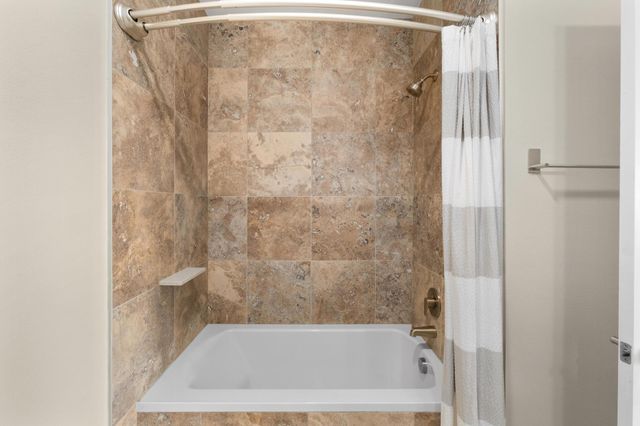 1615 E 7th ST 402, Austin, TX 78702