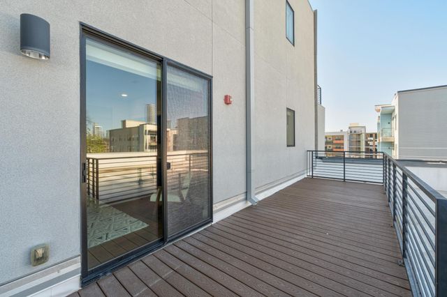 1615 E 7th ST 402, Austin, TX 78702