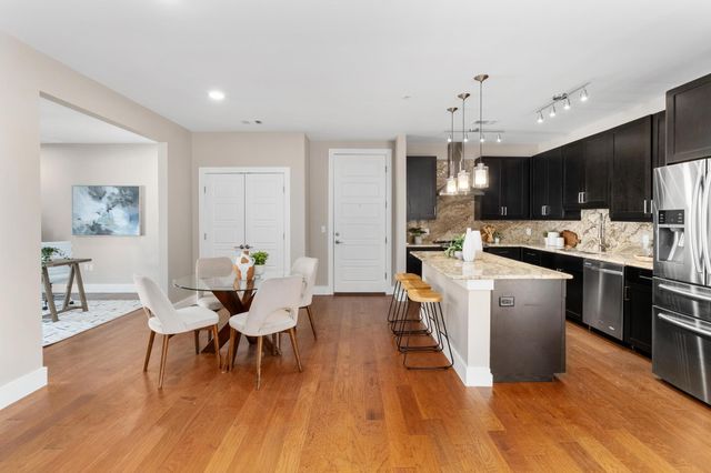 1615 E 7th ST 402, Austin, TX 78702