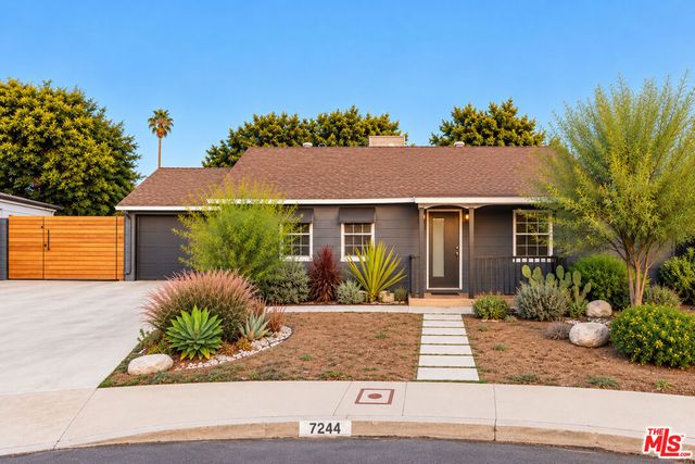 7244 Chicopee Avenue, Lake Balboa, CA 91406