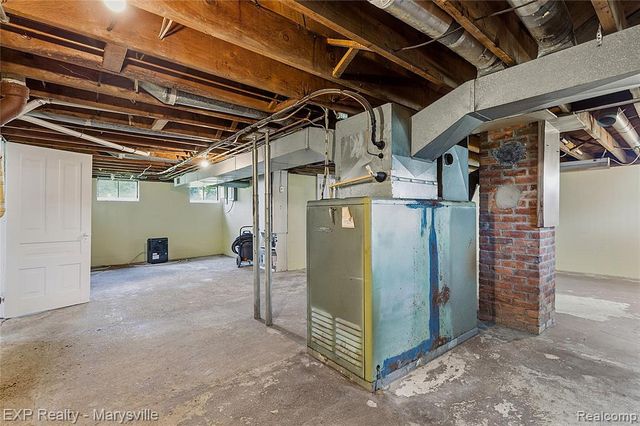5694 Belle River Road, East China, MI 48054