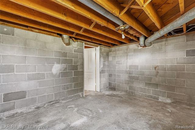 5694 Belle River Road, East China, MI 48054