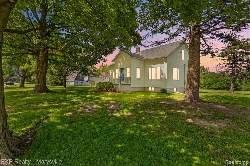 5694 Belle River Road, East China, MI 48054