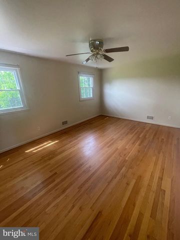 9249 W STAYMAN DR, Ellicott City, MD 21042