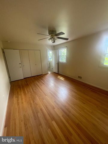 9249 W STAYMAN DR, Ellicott City, MD 21042