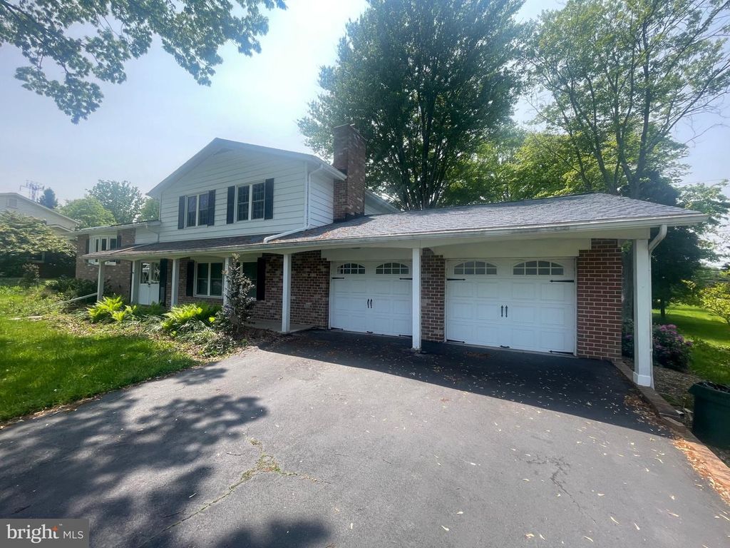 9249 W STAYMAN DR, Ellicott City, MD 21042