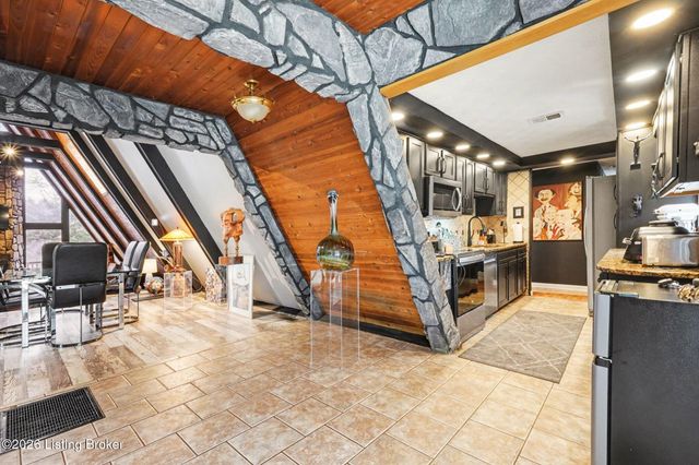 1944 N Preston Hwy, Shepherdsville, KY 40165