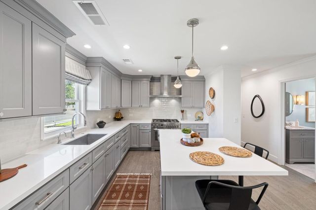 272 Taylor Drive, South San Francisco, CA 94080