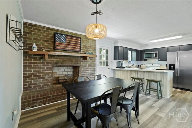 306 Burlington Road, Savannah, GA 31410
