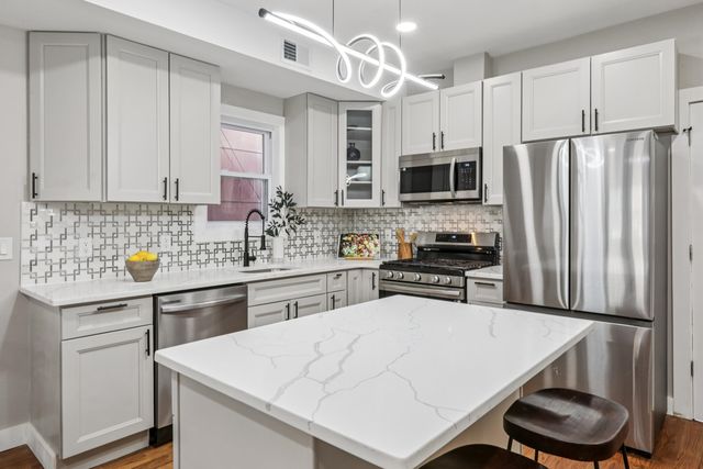 103 BOYD AVE, Jc, Bergen-lafayett, NJ 07304