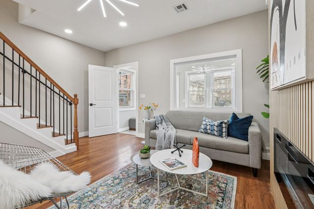 103 BOYD AVE, Jc, Bergen-lafayett, NJ 07304