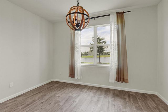 10484 SW Captiva Drive, Port St. Lucie, FL 34987
