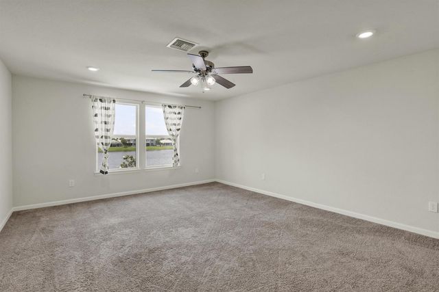 10484 SW Captiva Drive, Port St. Lucie, FL 34987