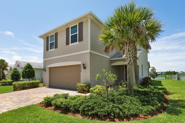 10484 SW Captiva Drive, Port St. Lucie, FL 34987