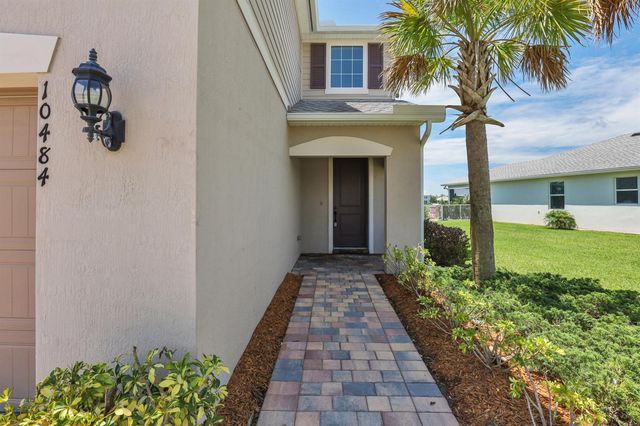 10484 SW Captiva Drive, Port St. Lucie, FL 34987