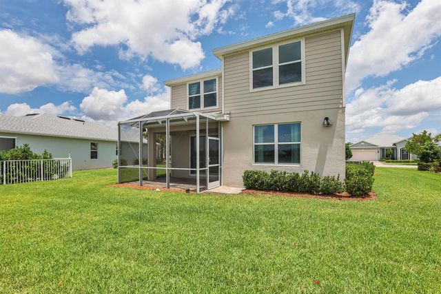 10484 SW Captiva Drive, Port St. Lucie, FL 34987
