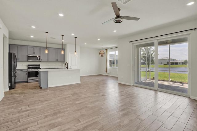 10484 SW Captiva Drive, Port St. Lucie, FL 34987