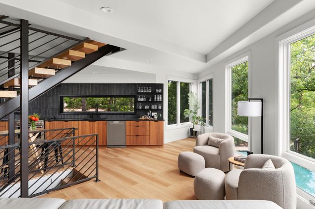 7626 Parkview CIR, Austin, TX 78731