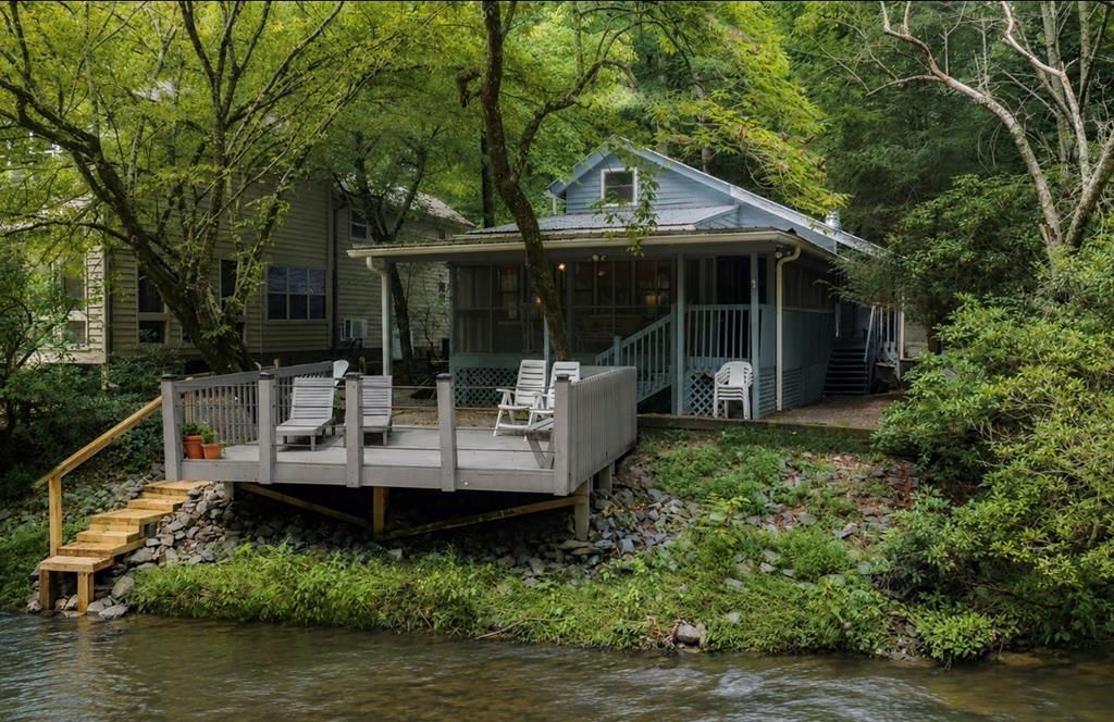 62 Whitewater, Ellijay, GA 30540