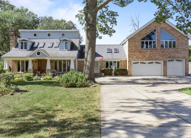 2N584 S Ardmore Avenue, Villa Park, IL 60181