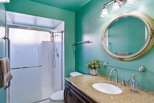 1805 Geyser Ct, Antioch, CA 94509