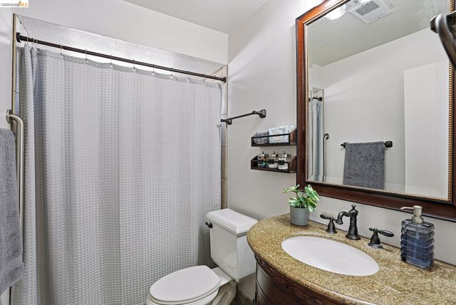 1805 Geyser Ct, Antioch, CA 94509