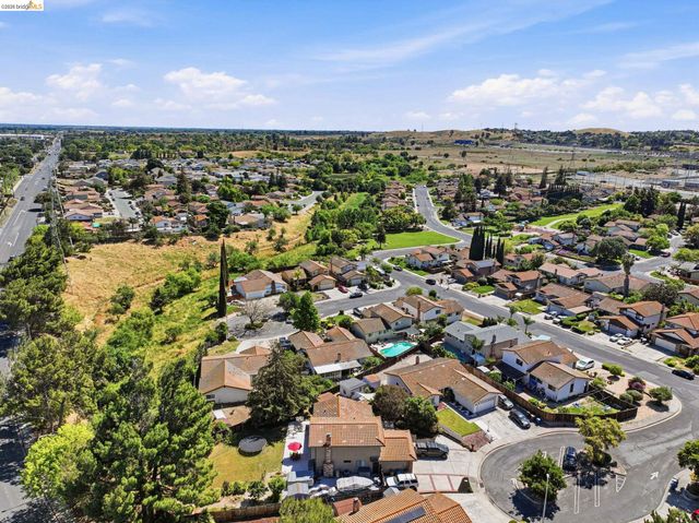 1805 Geyser Ct, Antioch, CA 94509