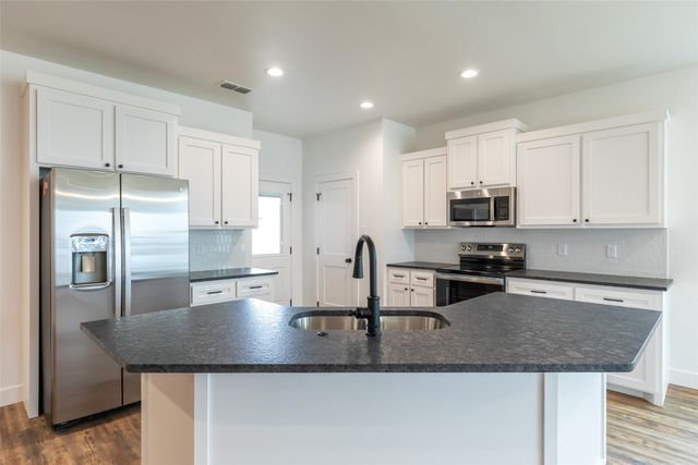 8001 SAWDUST, Abilene, TX 79602