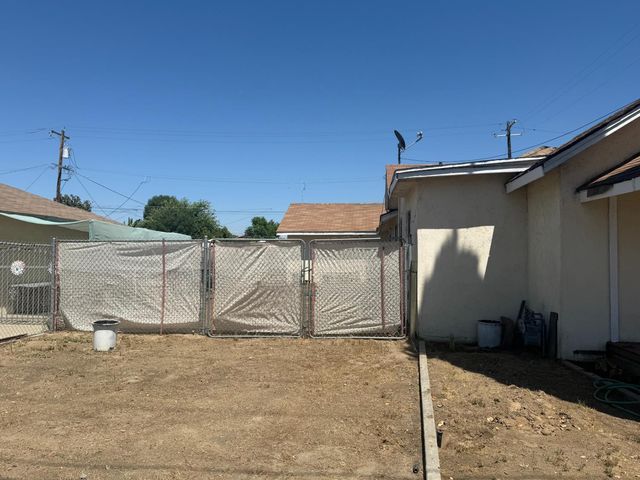1348 Sanger Avenue, Sanger, CA 93657