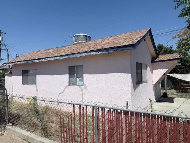 1348 Sanger Avenue, Sanger, CA 93657