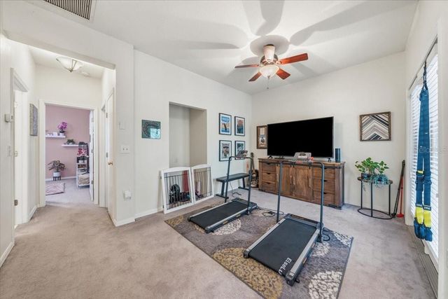 9606 ROYCE DRIVE, Tampa, FL 33626