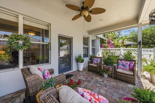 9606 ROYCE DRIVE, Tampa, FL 33626