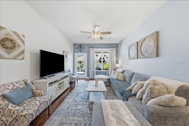 9606 ROYCE DRIVE, Tampa, FL 33626