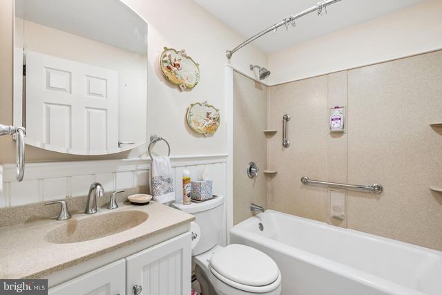 1248 NOLEN RD, Abington, PA 19001