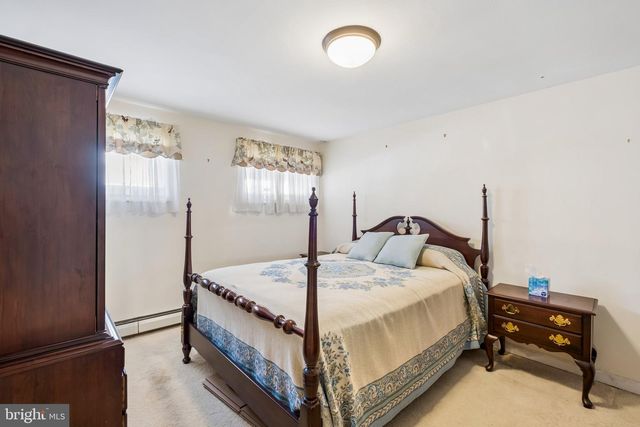 1248 NOLEN RD, Abington, PA 19001