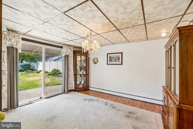 1248 NOLEN RD, Abington, PA 19001