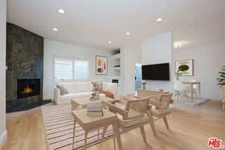 2708 Arizona Avenue A, Santa Monica, CA 90404