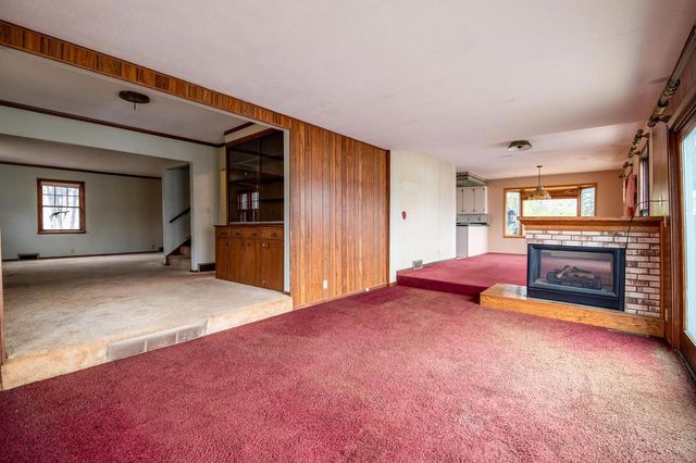 35 E Knapp Street, Unknown, WI 54868