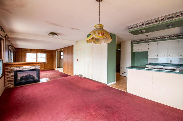 35 E Knapp Street, Unknown, WI 54868