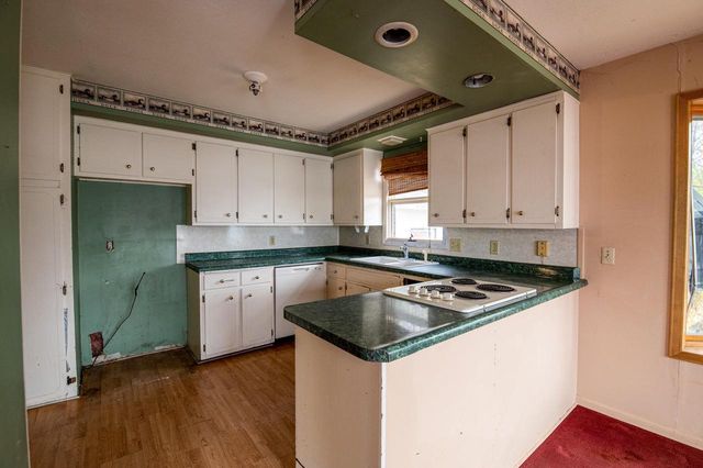 35 E Knapp Street, Unknown, WI 54868