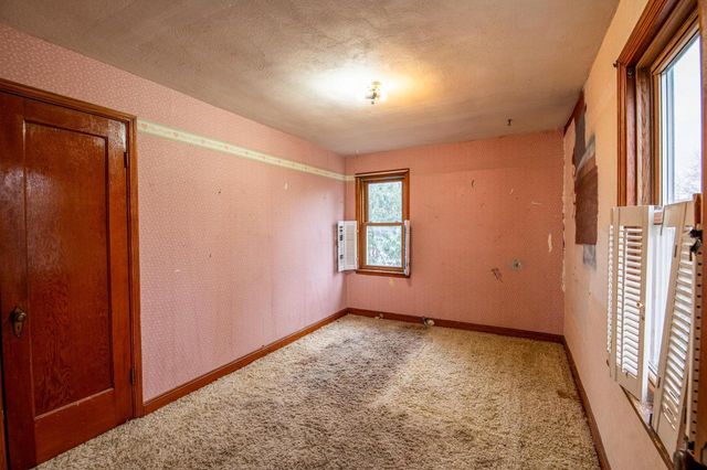 35 E Knapp Street, Unknown, WI 54868