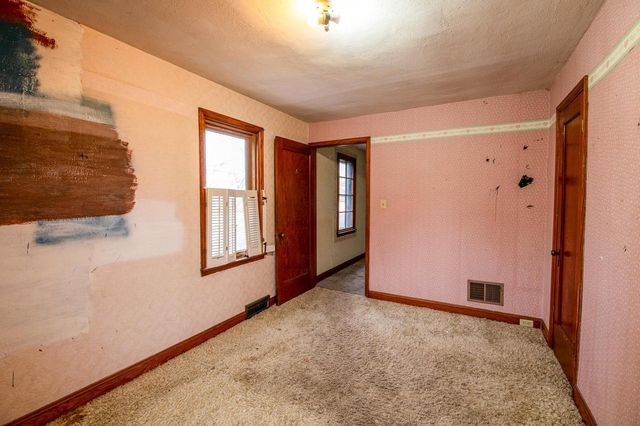 35 E Knapp Street, Unknown, WI 54868